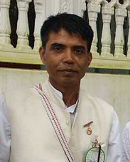 1437680583455x-yagya_raj_joshi