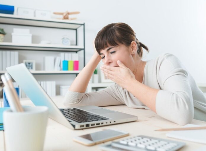 woman-tired-office